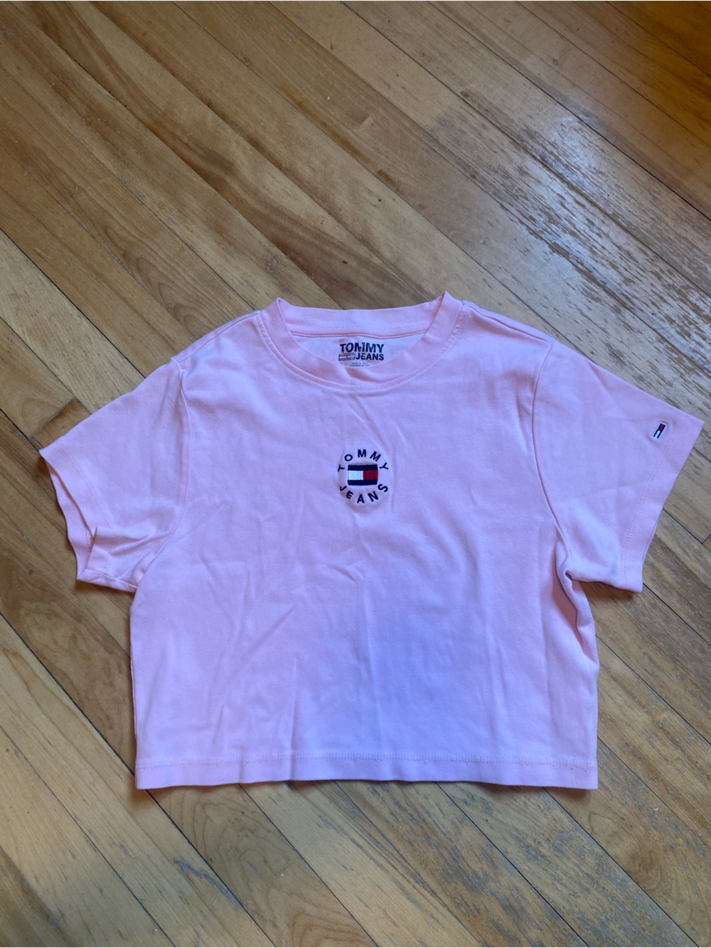 Tommy Hilfiger Baby Pink Cropped Tee Size M Coquette Girl Babytee